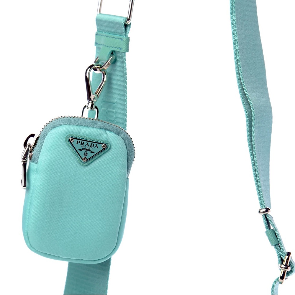 Rare & Authentic Prada Re-Edition 2005 Nylon Bag in Jade Green Like Tiffany Blue - Picture 5 of 16
